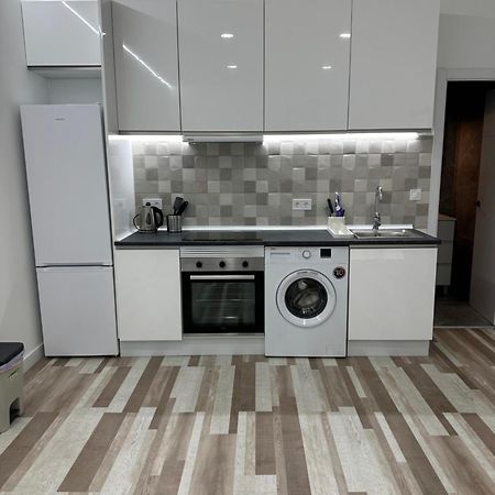 Alojamiento Fantasia Madrid Ngoại thất bức ảnh