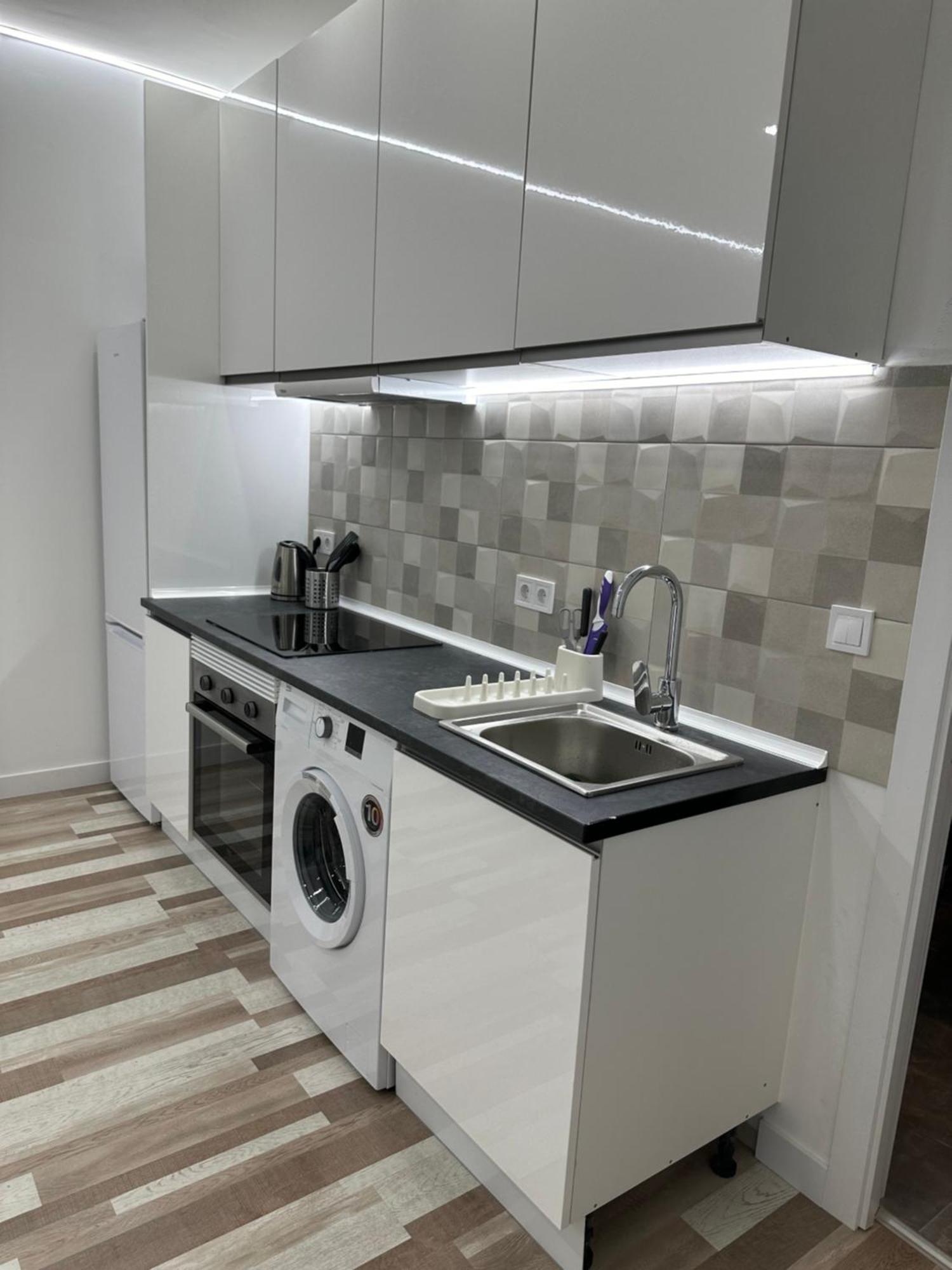Alojamiento Fantasia Madrid Ngoại thất bức ảnh